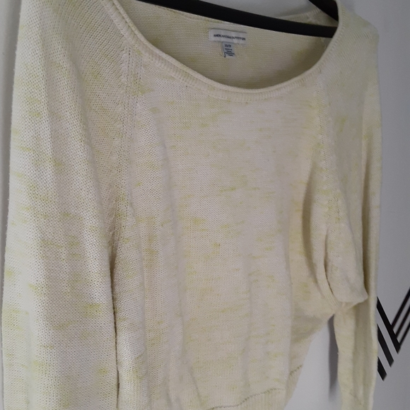 American Eagle sweater XS- lightweight- scoopneck- yellow/white - cotton blend - Picture 2 of 8